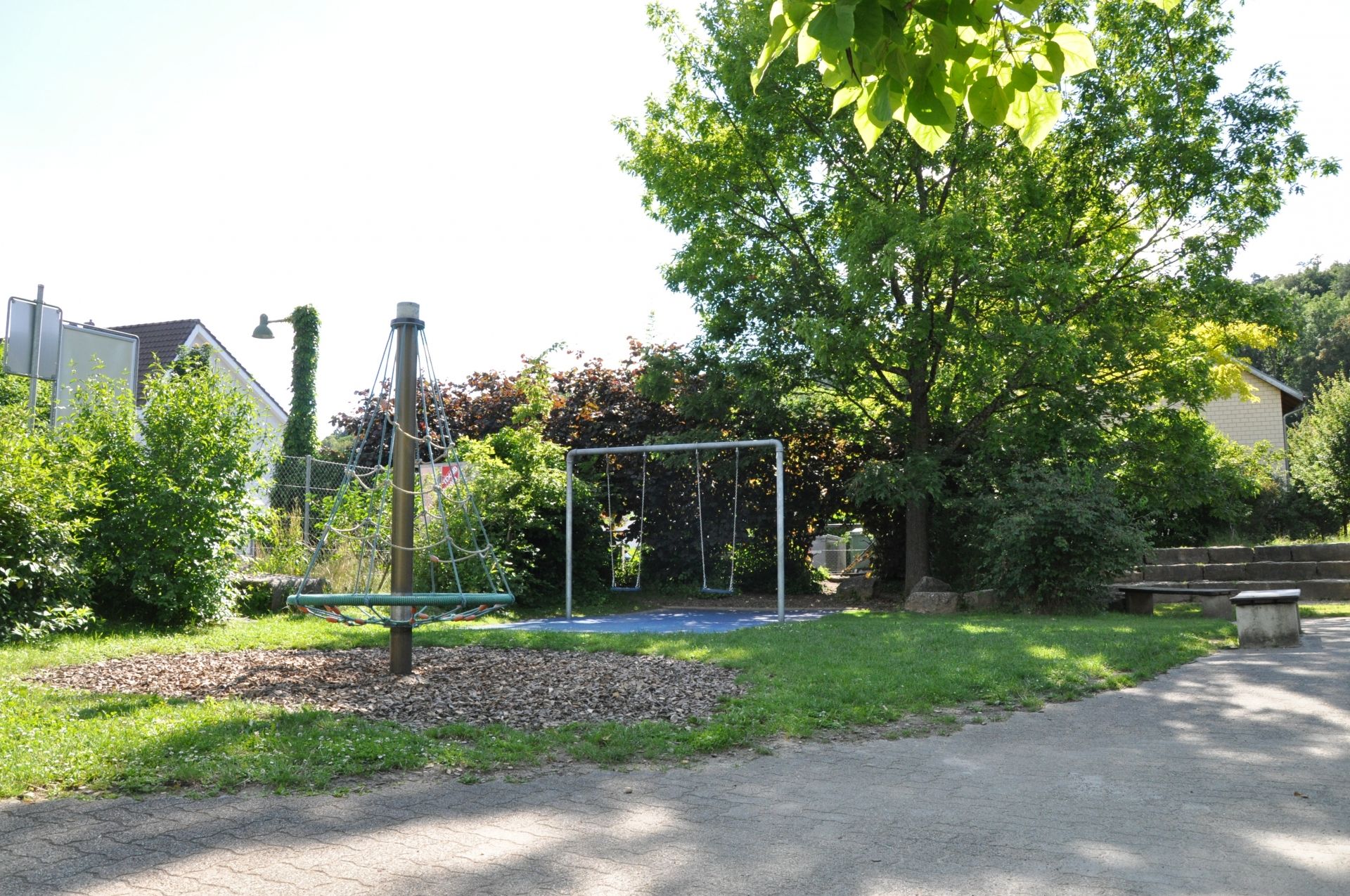 Spielplatz Angenstein mit schneller Rutschbahn